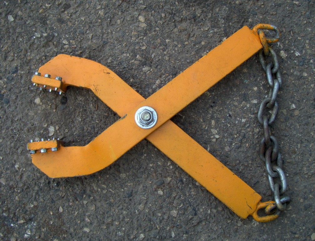 Pallet Puller
